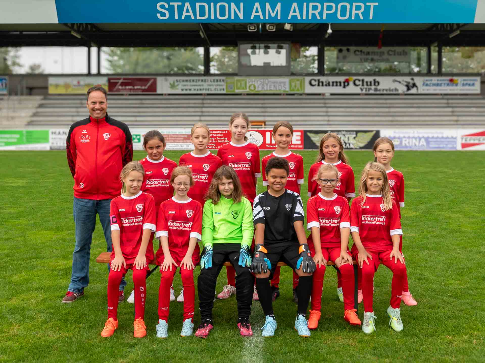 U15