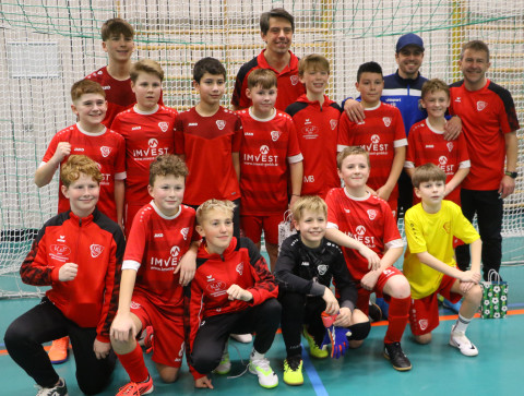 U13-1 beendet das Turnier als vierte und fünfte / Zum Abschluss gab es ein Erinnerungsfoto mit Philipp Lahm