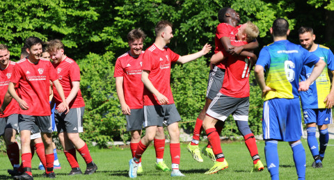 Klassenerhalt geschafft? Zweite gewinnt mit 3:0 in Pfaffenhofen